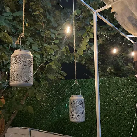 Zmajevo Gnezdo Ii Water House Belgrade