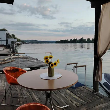 Villa Zmajevo Gnezdo Ii Water House Belgrade