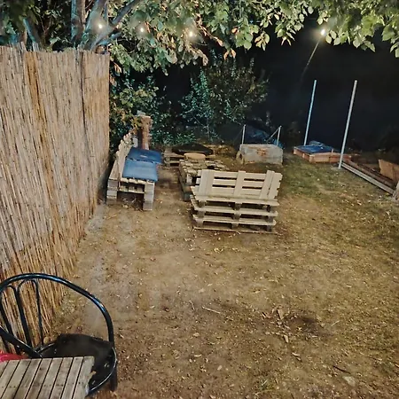 Zmajevo Gnezdo Ii Water House Villa *